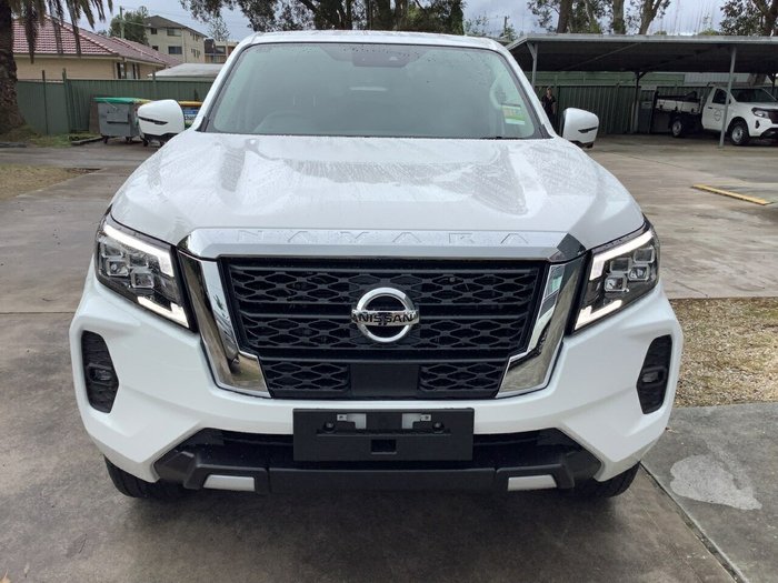 2025 Nissan Navara ST-X