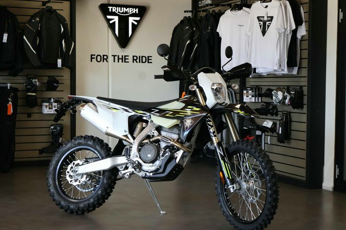 TRIUMPH TF 250-E ENDURO OFF ROAD WHITE