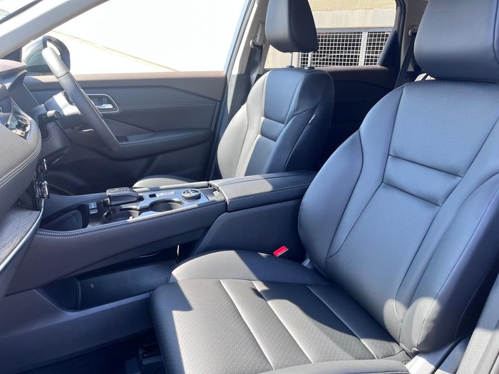 2025 Nissan X-TRAIL ST-L e-POWER