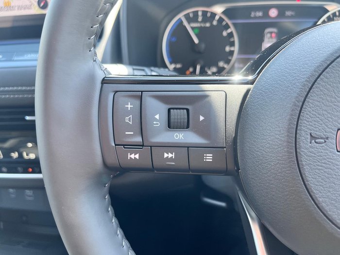 2025 Nissan X-TRAIL ST-L e-POWER