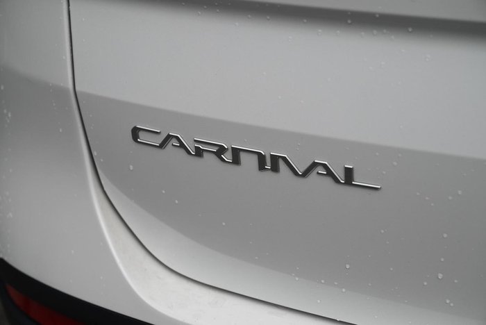 2022 Kia Carnival S
