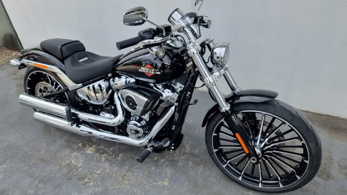 2025 Harley-davidson FXBR BREAKOUT (117) Midnight Firestorm