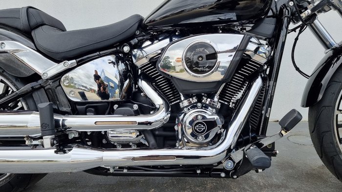 2025 Harley-davidson FXBR BREAKOUT (117) Midnight Firestorm