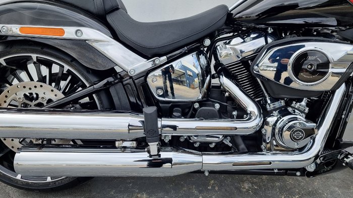 2025 Harley-davidson FXBR BREAKOUT (117) Midnight Firestorm