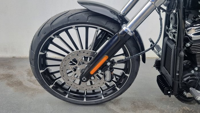 2025 Harley-davidson FXBR BREAKOUT (117) Midnight Firestorm