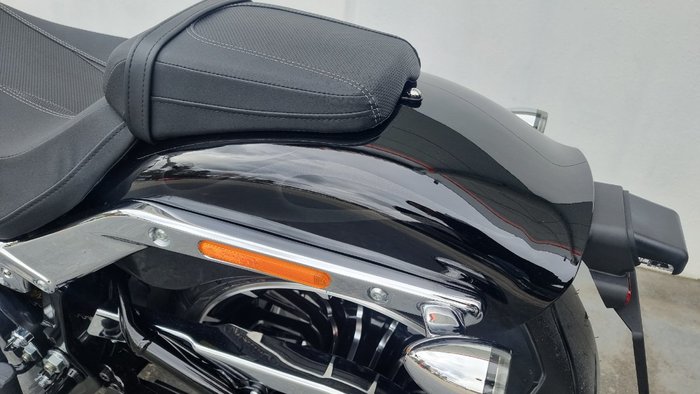 2025 Harley-davidson FXBR BREAKOUT (117) Midnight Firestorm