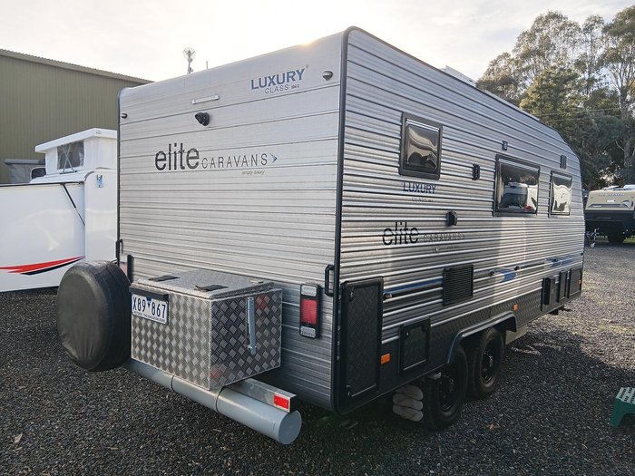 2017 Elite Luxury