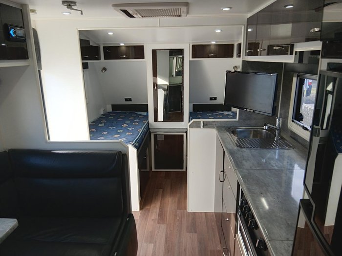 2017 Elite Luxury