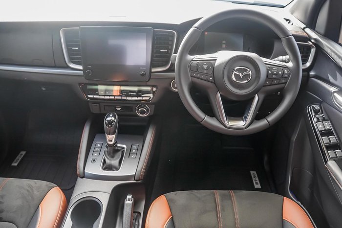 2025 Mazda BT-50 SP
