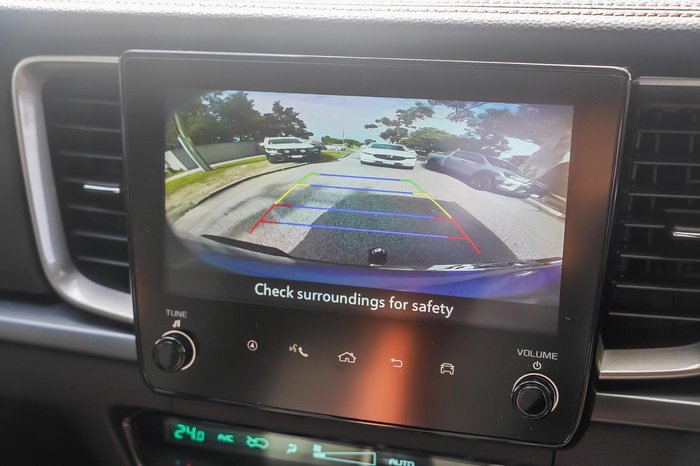 2025 Mazda BT-50 SP