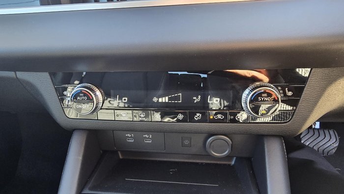 2025 Mitsubishi Outlander Aspire