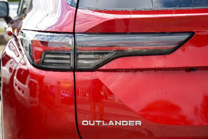 2025 Mitsubishi Outlander Aspire