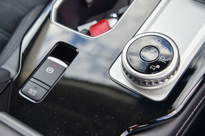 2025 Mitsubishi Outlander Aspire