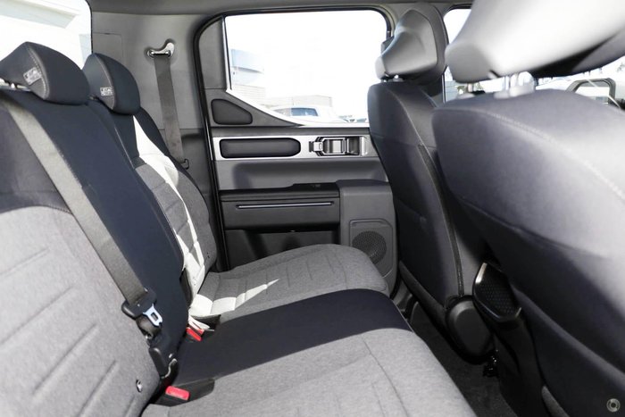 2025 Kia Tasman S