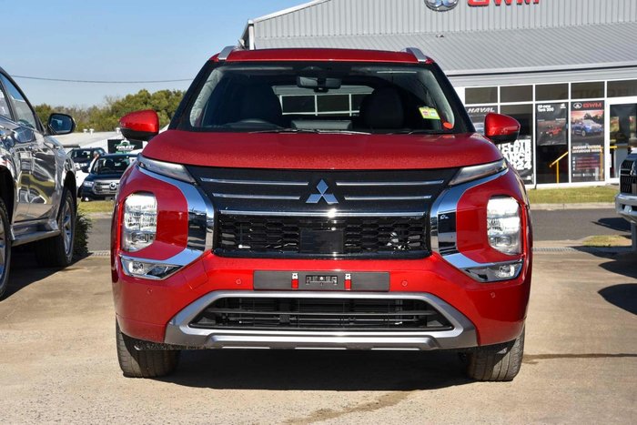 2025 Mitsubishi Outlander Exceed