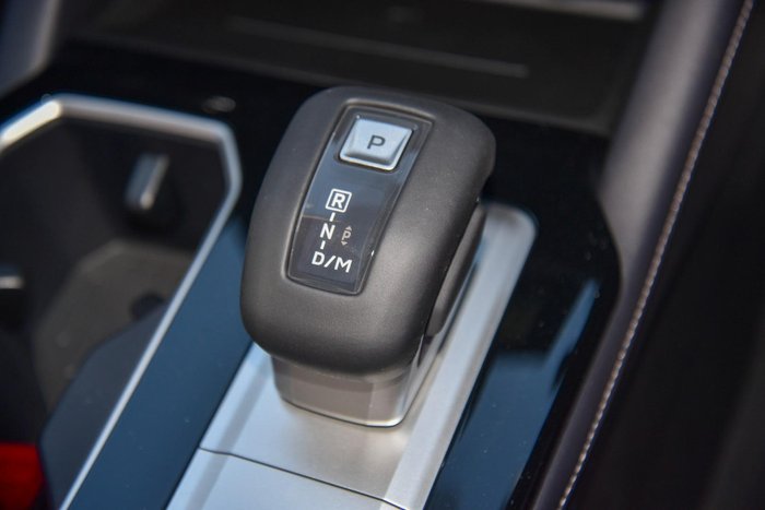2025 Mitsubishi Outlander Exceed