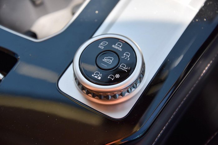 2025 Mitsubishi Outlander Aspire