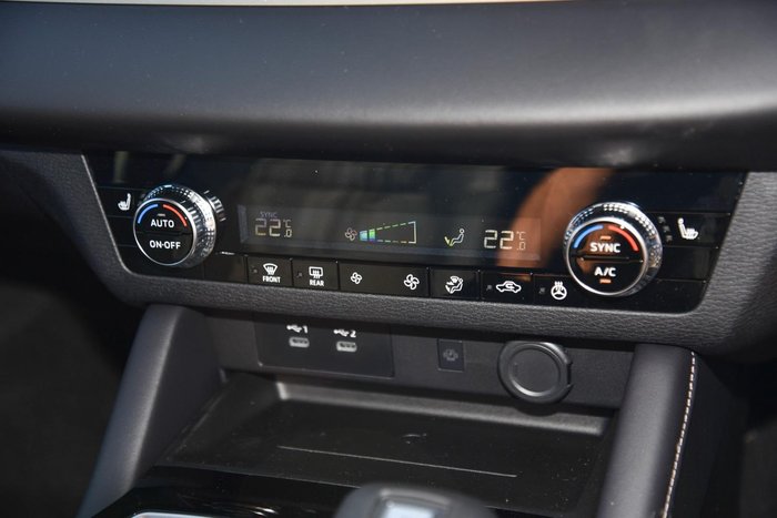 2025 Mitsubishi Outlander Aspire