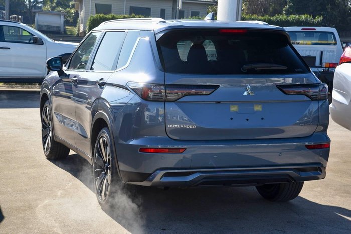 2025 Mitsubishi Outlander Aspire