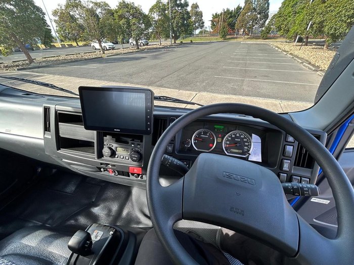 2025 Isuzu N Series NPR 45/55-155 Tradepack Blue