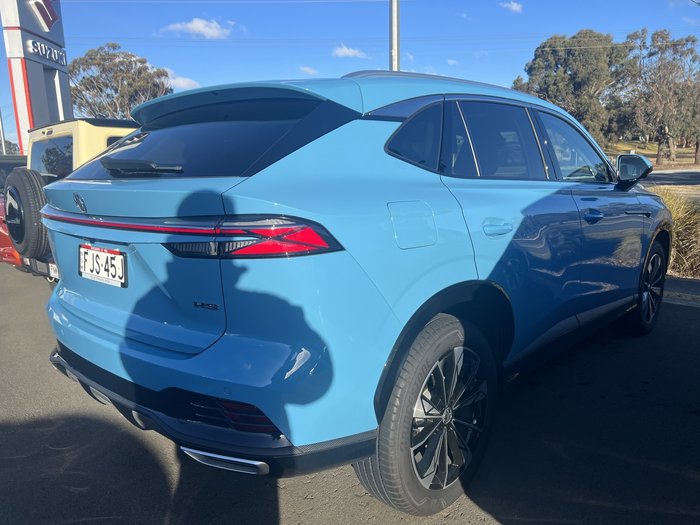 2024 MG HS