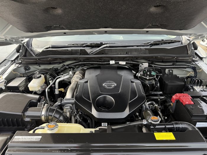 2020 Nissan Navara SL