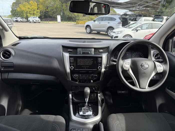 2020 Nissan Navara SL