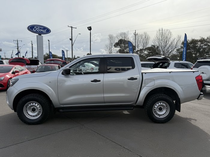 2020 Nissan Navara SL
