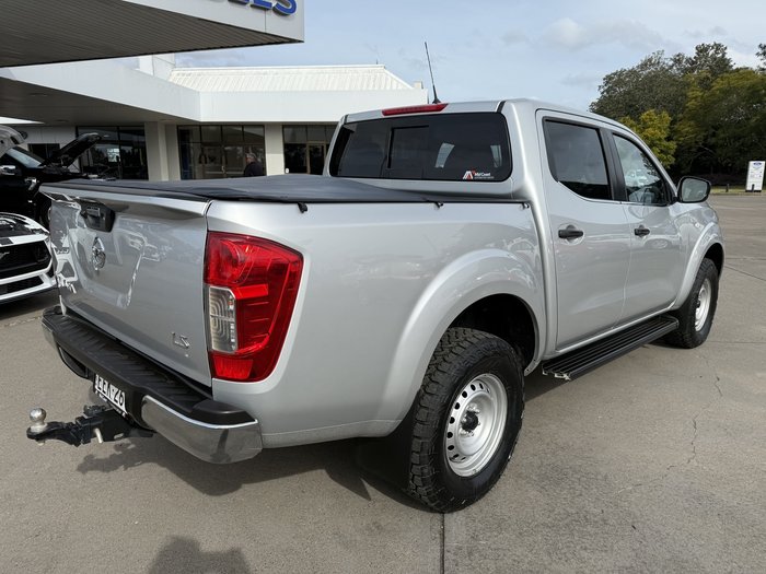 2020 Nissan Navara SL
