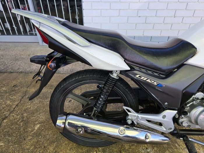 2016 HONDA CB125E White