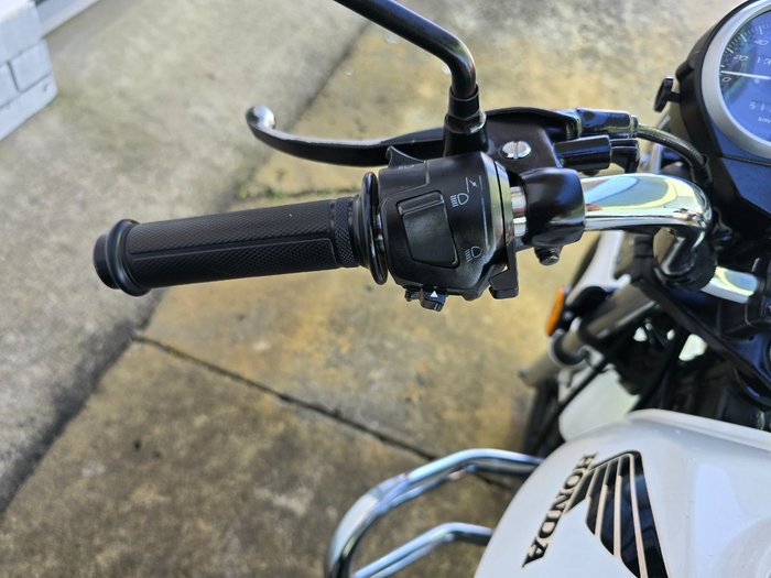 2016 HONDA CB125E White