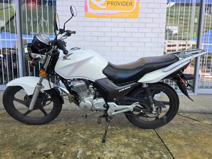 2016 HONDA CB125E White