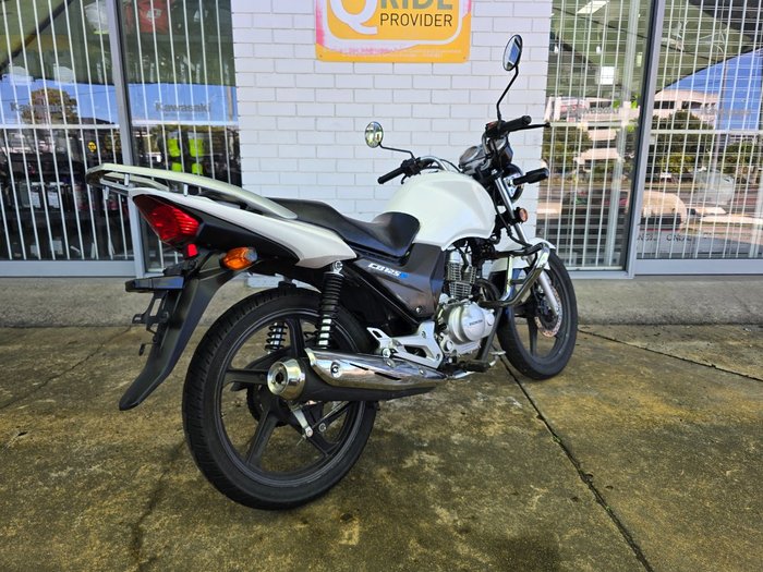 2016 HONDA CB125E White
