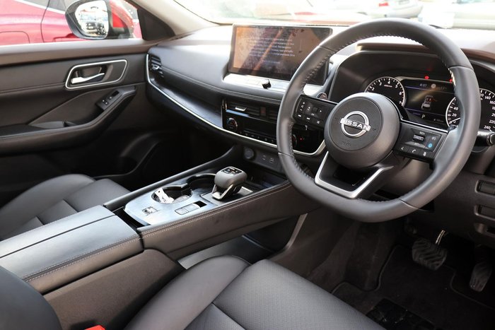 2025 Nissan X-TRAIL ST-L