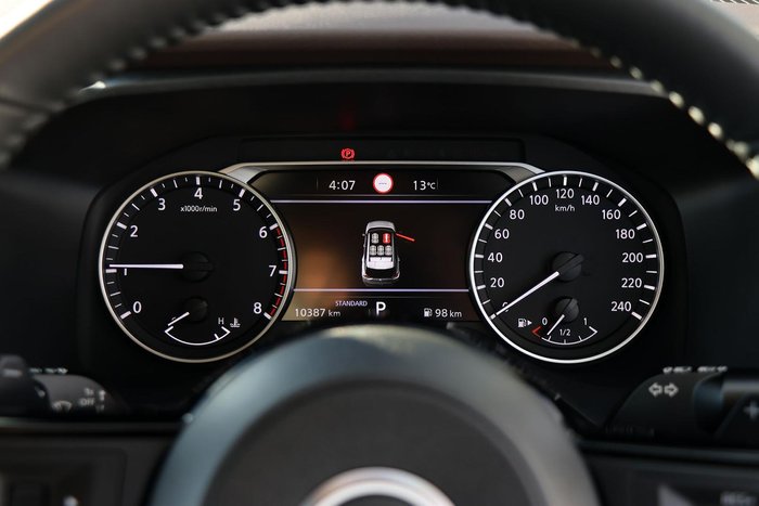 2025 Nissan X-TRAIL ST-L