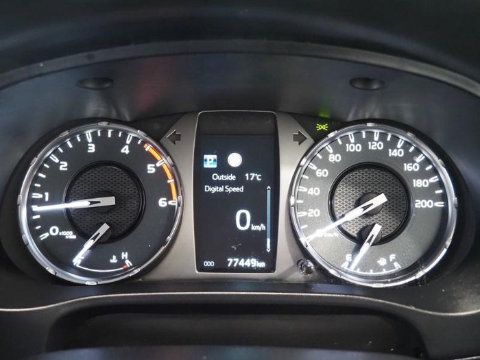 2021 Toyota Hilux SR
