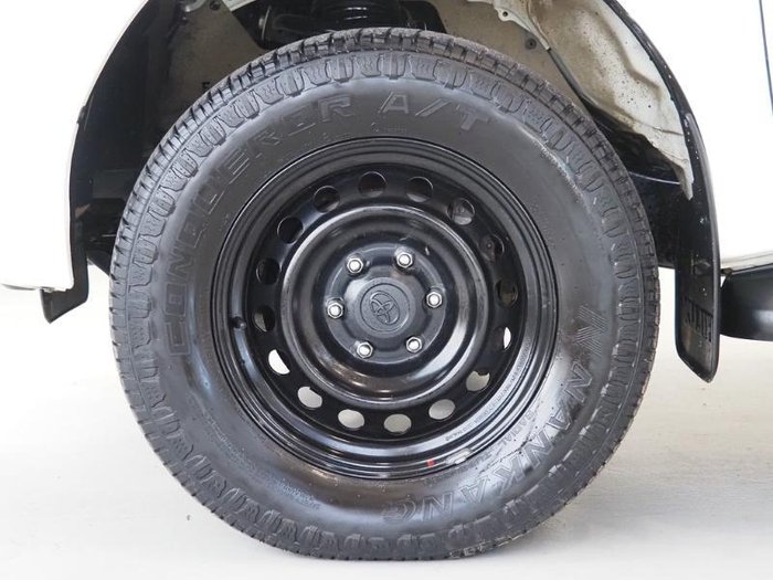 2021 Toyota Hilux SR