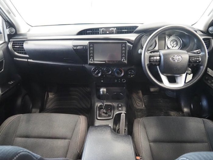 2021 Toyota Hilux SR