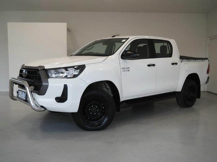 2021 Toyota Hilux SR