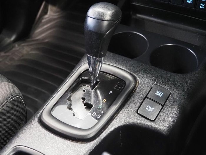 2021 Toyota Hilux SR