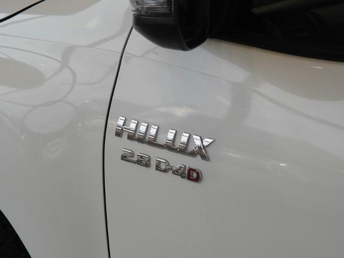 2021 Toyota Hilux SR