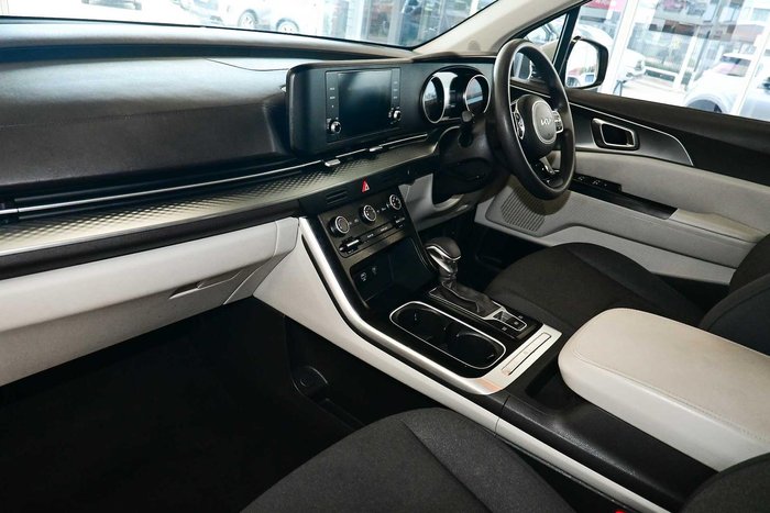 2023 Kia Carnival S