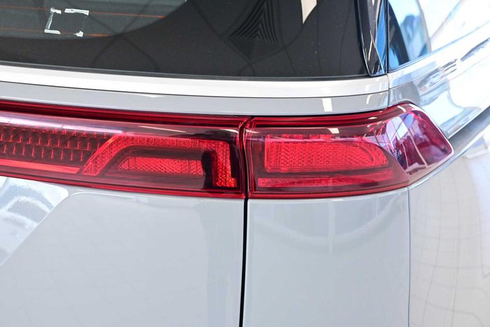 2023 Kia Carnival S
