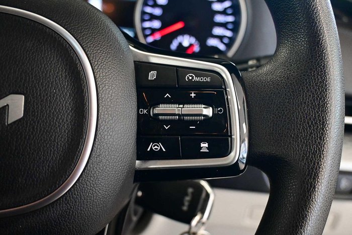 2023 Kia Carnival S