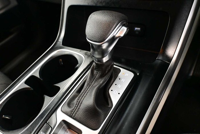 2023 Kia Carnival S