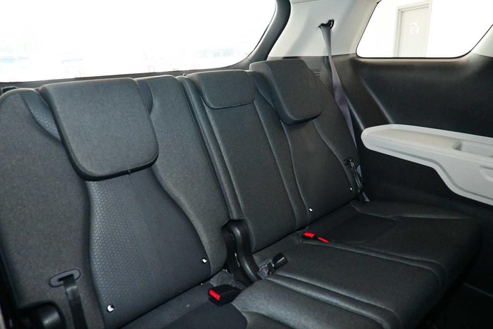 2023 Kia Carnival S