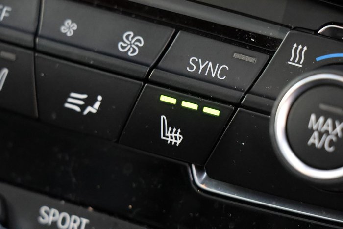 2016 BMW 2 Series 220i Sport Line