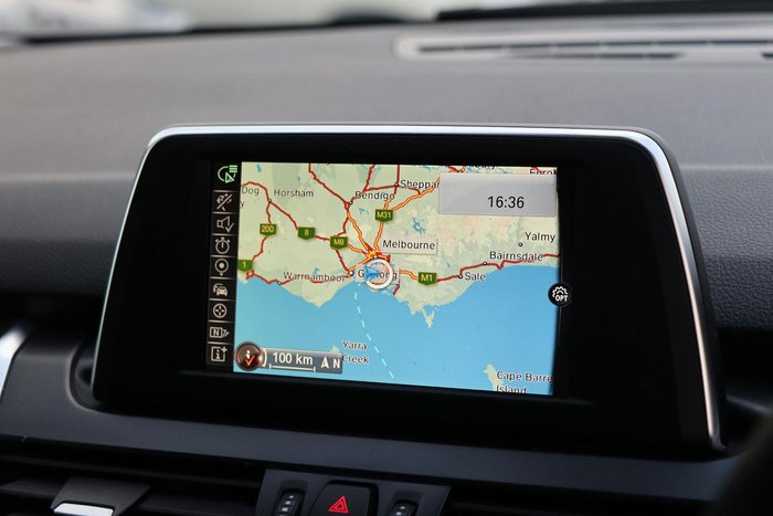 2016 BMW 2 Series 220i Sport Line