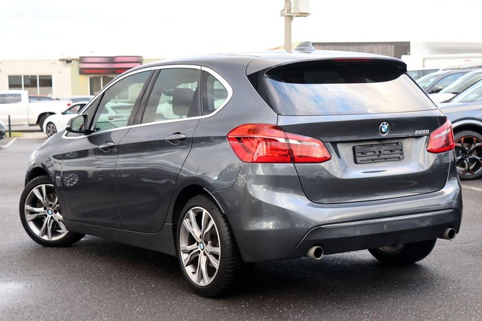 2016 BMW 2 Series 220i Sport Line