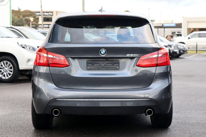 2016 BMW 2 Series 220i Sport Line